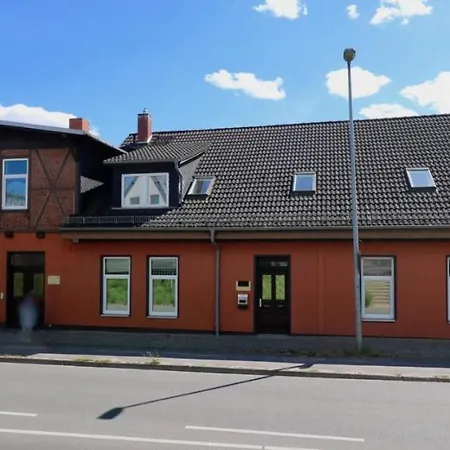 アパート Zentrumsnahes Wohnen In Der Alten Schule Am シュヴェリーン