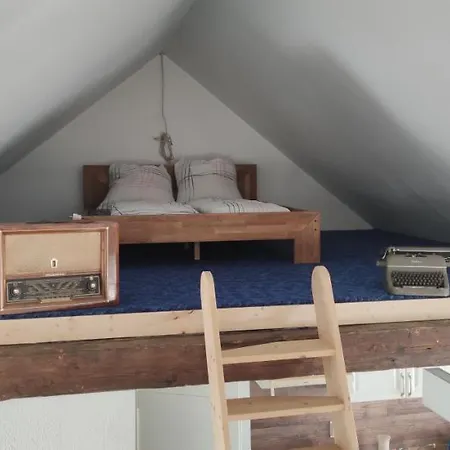 Zentrumsnahes Wohnen In Der Alten Schule Am * シュヴェリーン